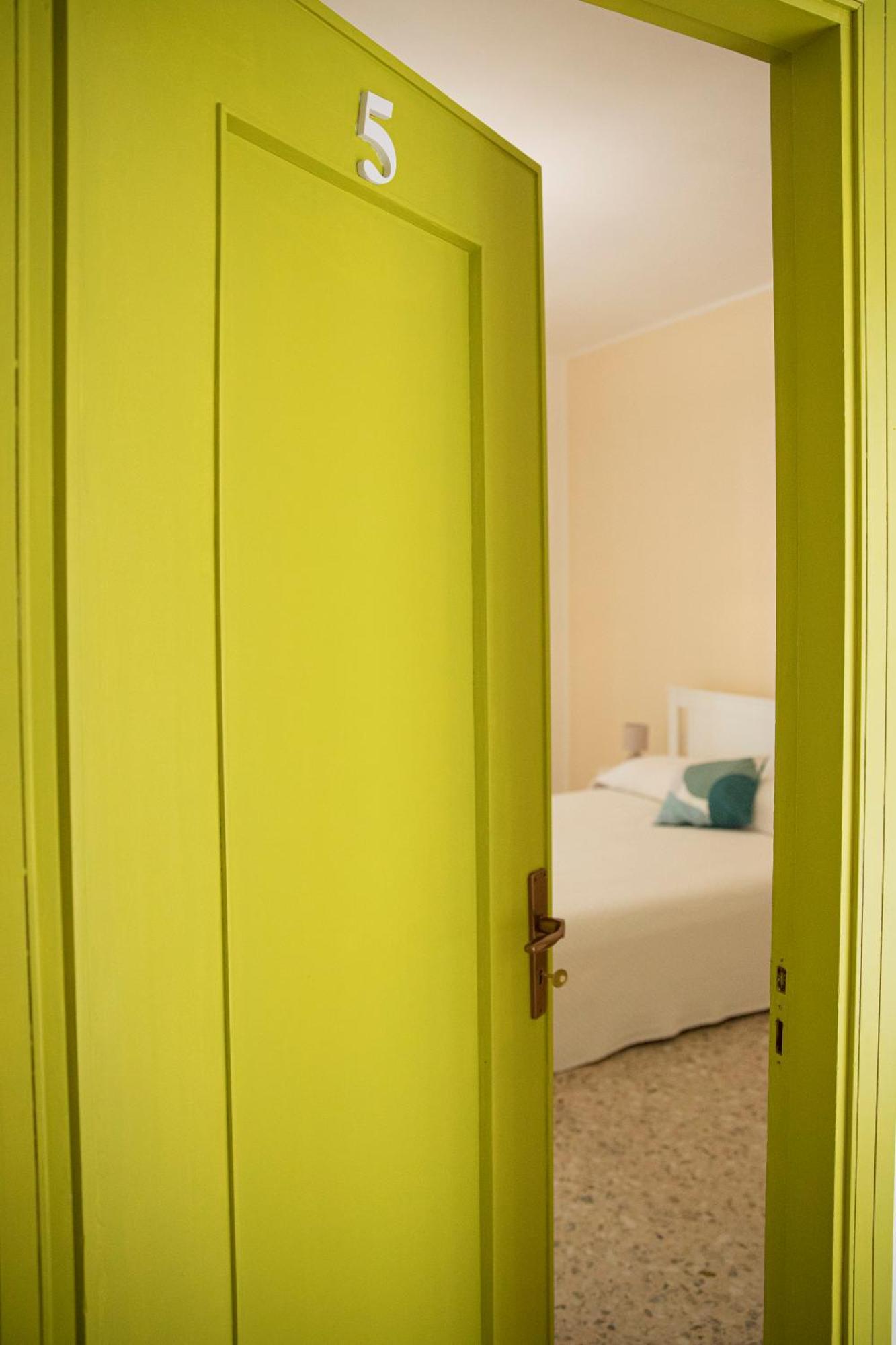 Green Rooms Bari Exterior photo